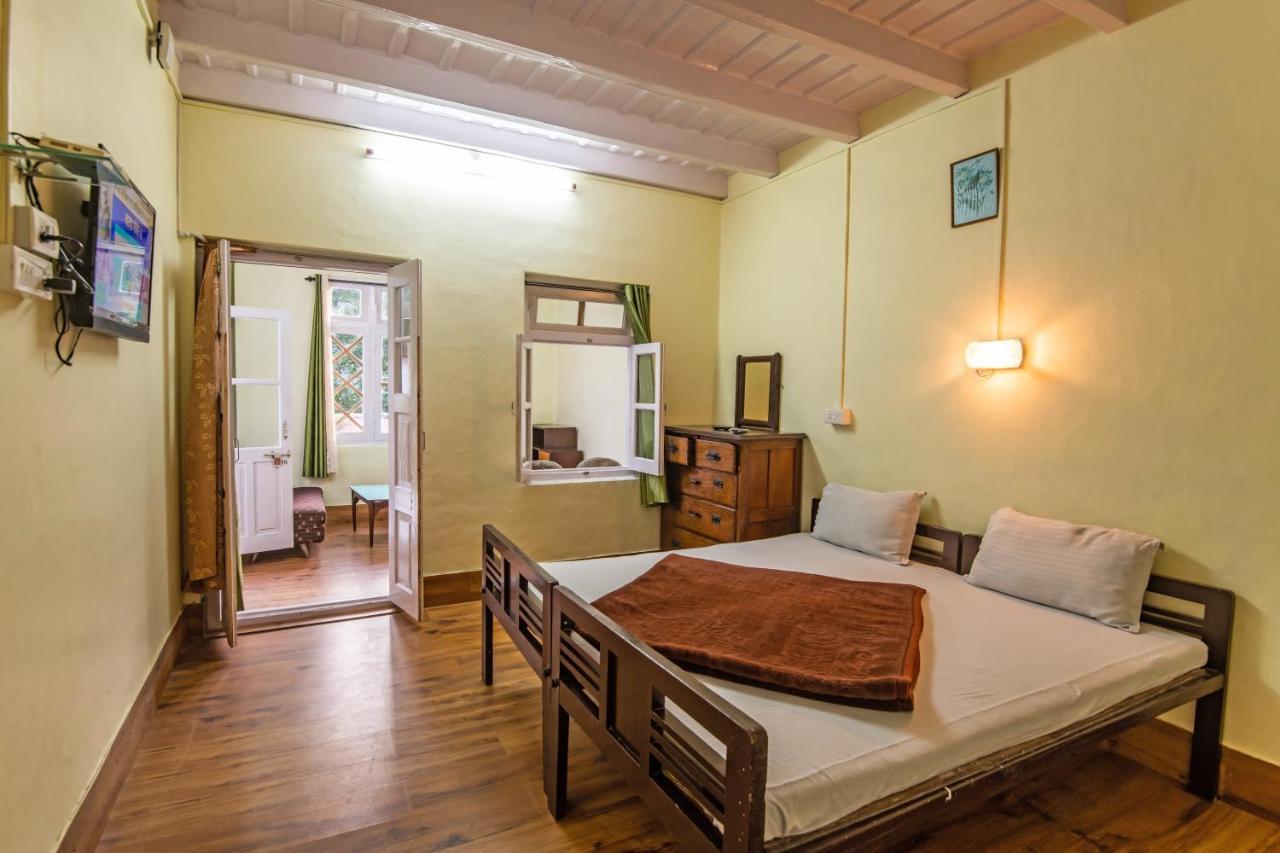 India Hotel - Lake View - Mall Road Nainital Exterior photo
