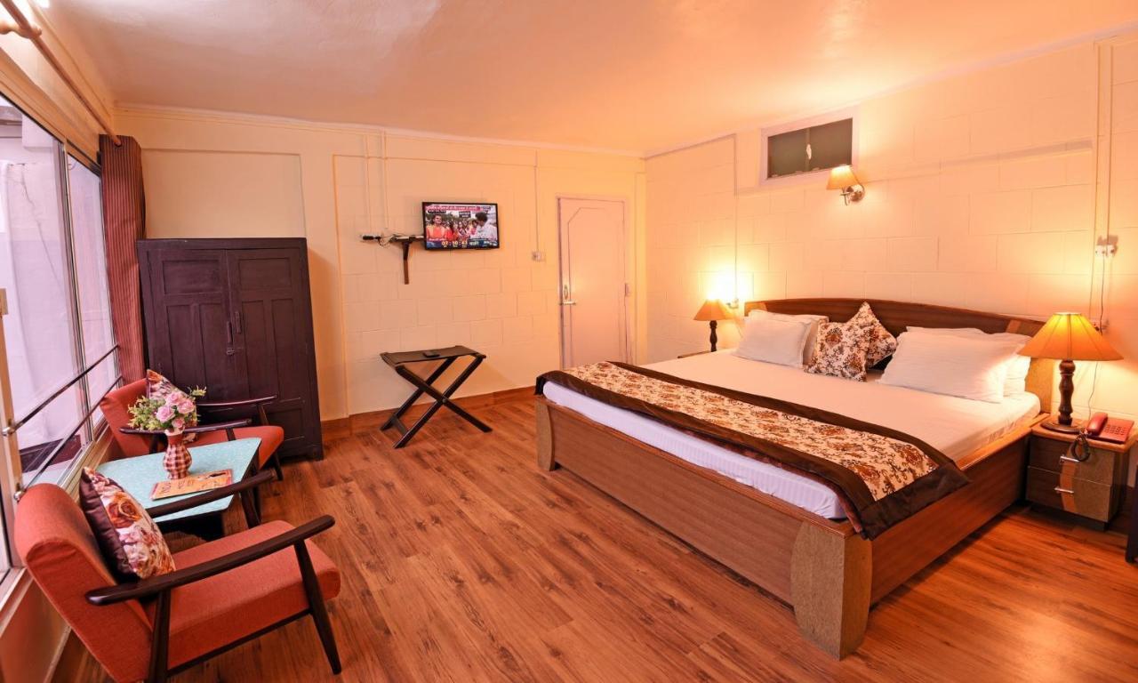 India Hotel - Lake View - Mall Road Nainital Exterior photo